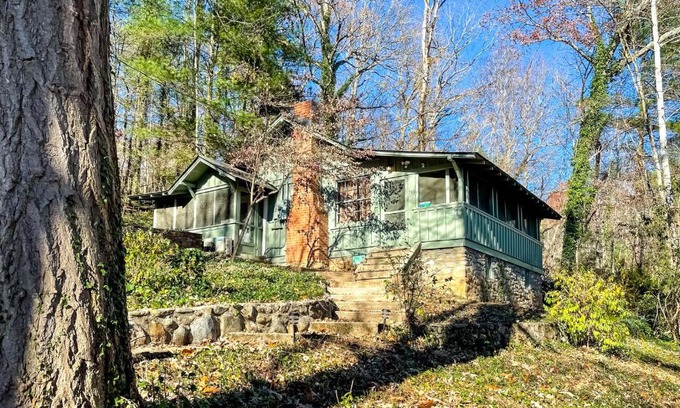 Waynesville House | Charlotte's Cabin