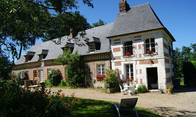 Bretteville-du-Grand Caux House | Charming Normandy cottage Les Chataigniers 2 bedrooms