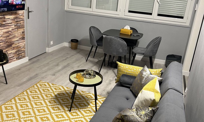 Orly Apartment | Charmant 2 Pièces Proche Paris et Aéroport Orly