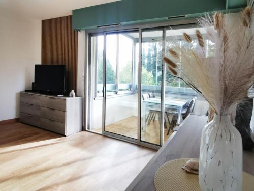 Sainte-Maxime Apartment | Charmant appartement à 300m des plages de Sainte-Maxime - Parking privé