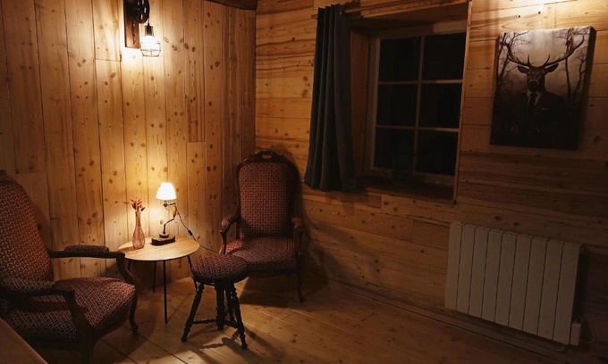 Mirebel Apartment | Charmant Gite 6 Places Secteur Jura