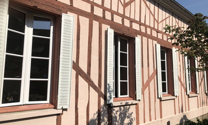 Dinan House | Charmante Maison à Colombage Avec Jardinet en Plein Centre Ville Historique