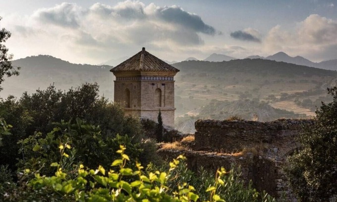 Villaluenga del Rosario Villa | Charming Andalucian House Set in the Mountains of Cadizn