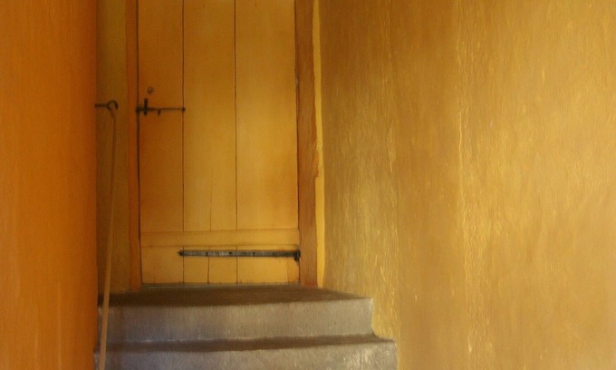Besse-en-Chandesse House | Charming gite with character