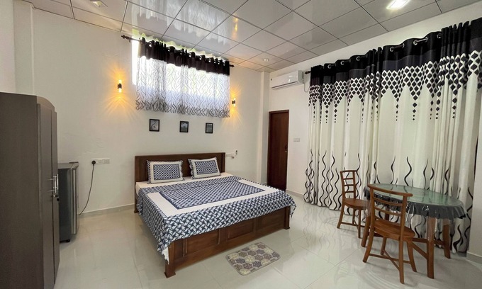 Weligama Apartment | Charming 1-bedroom apartment in wonderful Mirissa with WiFi, AC