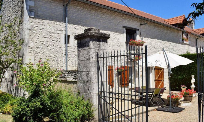 La Tour-Saint-Gelin Cottage | Charming 19th Century Cottage with Enclosed Courtyard