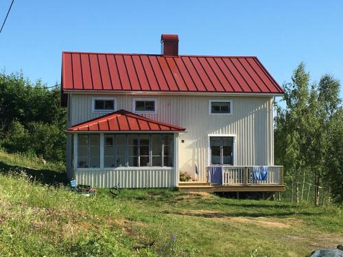 Skog House | Charming 19th Century Timber Frame House in High Coast Area