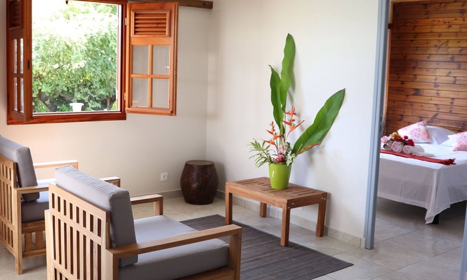 Sainte-Anne Cottage | Charming 2-Bed Cottage, 5 mn Beach, Sainte-Anne