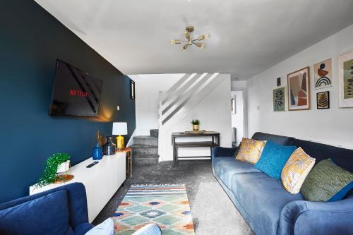 Hipperholme House | Charming 2 bed home, quiet village + free parking