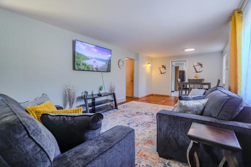 Cleveland Heights Apartment | Charming 2 Bed Room in Cleveland