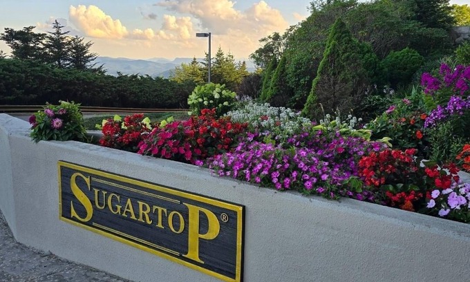 Sugar Mountain Condo | Charming 2-bedroom Condo in delightful Sugar Mountain with Resort Amenities