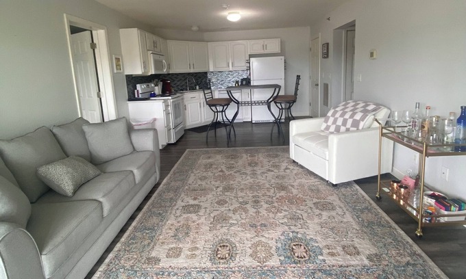 Lake Ozark Condo | Charming 2-bedroom condo in lovely Lake Ozark