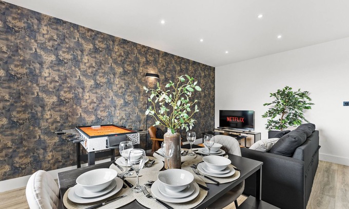 Norwich Apartment | Charming 2-Bedroom Flat in Norwich