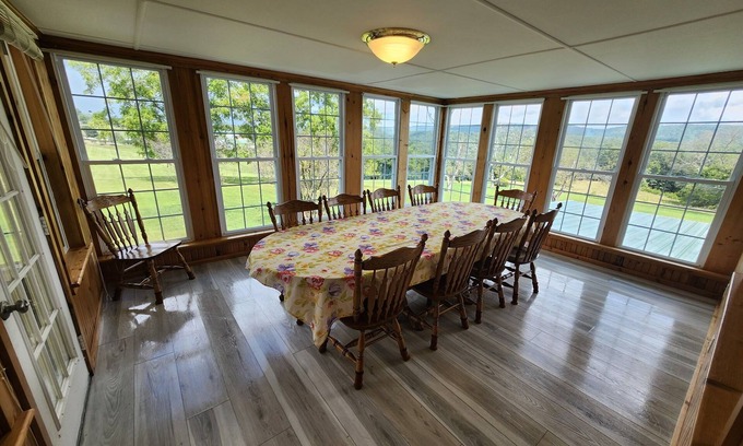 Huntingdon House | Charming 2-bedroom house in Huntingdon with AC and short drive to State College!