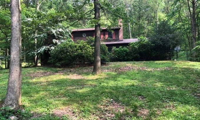 Narvon Bed & Breakfast | Charming 2-bedroom B&B in Honey Brook with WiFi, fitness room