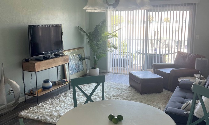 Ocean Side Village Condo | Charming 2 bedroom BeachClub condo in Indialantic. Includes washer/dryer in unit