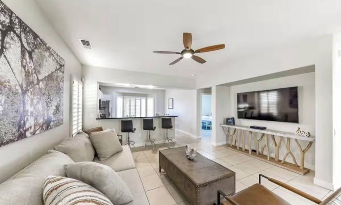 Desert Palms House | Charming 2-bedroom 2 full bath house, AC, Full Kitchen in fabulous Palm Desert