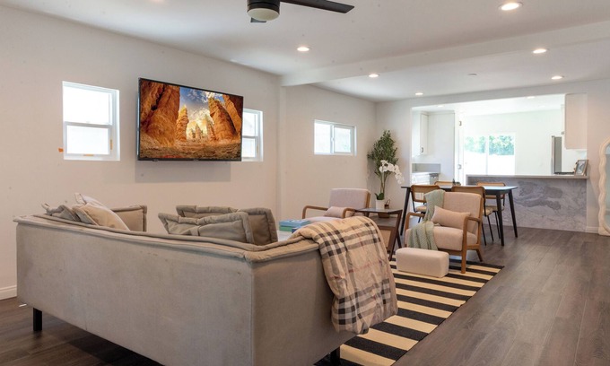 Park Mesa Heights House | Charming 2BR/2BA Home with W/D & Outdoor seating