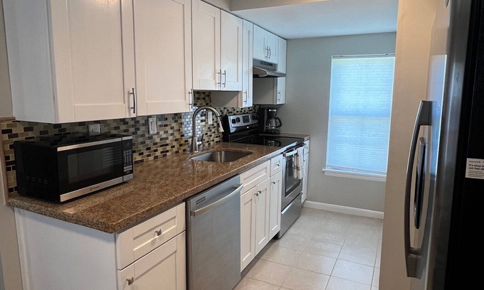 Pleasantville House | Charming 3-bedroom house in peaceful Pleasantville with AC, WiFi