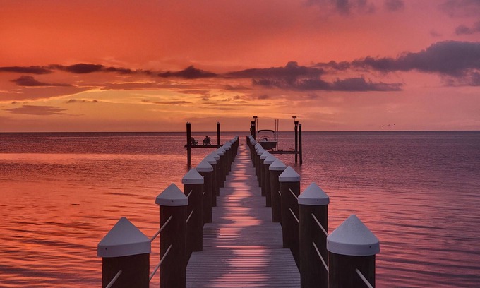 Marathon House | Charming 3-Bedroom Coastal Getaway with Breathtaking Gulf Views