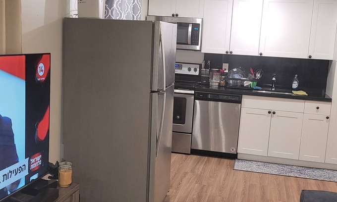 North Central Hollywood House | Charming 3-bedroom house 5 minutes from HardRock Casino & 7 minutes from beach