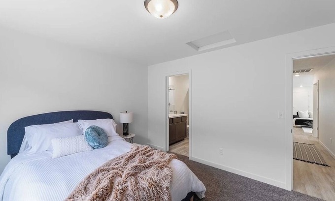 Umatilla House | Charming 3-bedroom house with AC in Umatilla