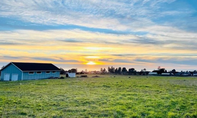 Harbor House | Charming 3 bedroom Residence with amazing views