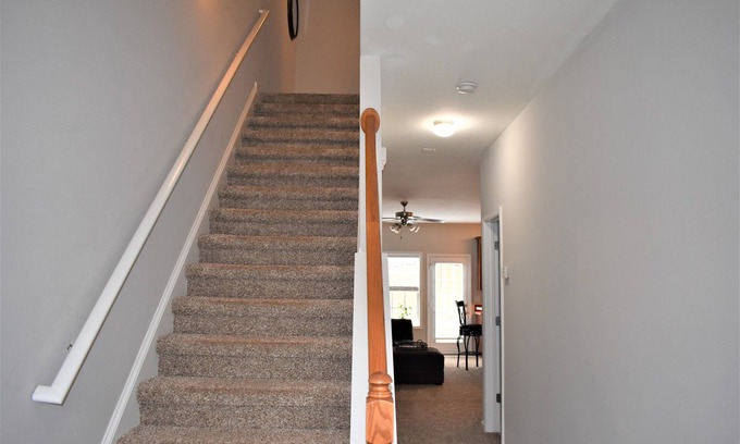 Braselton House | Charming 3-bedroom townhome with WiFi, fitness room in serene Braselton