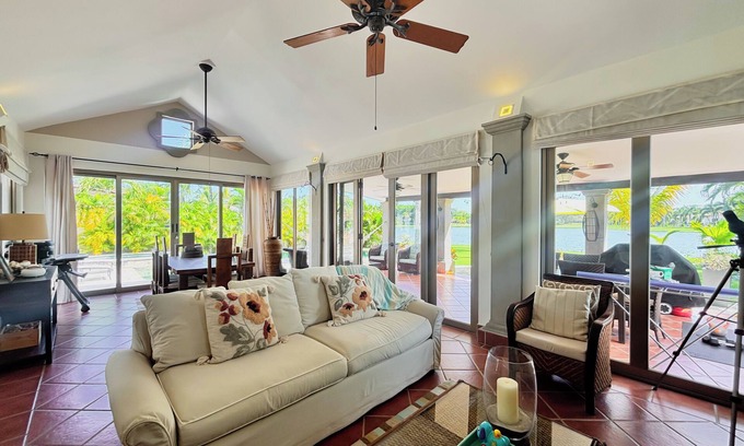Playa Blanca Villa | Charming 3 Bedroom Villa at Los Portales