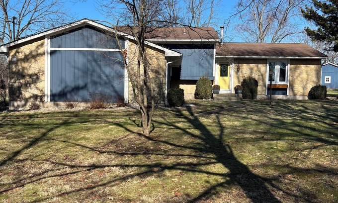 Oxford House | Charming 4-bedroom house in enchanting Oxford, Oh. Miami, Spooky Nook.