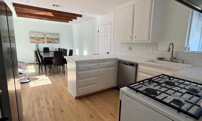 South San Jose House | Charming 4Bedroom4Bathroom Retreat- Home Away From Home