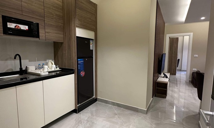 Al Swaifyeh Apartment | Charming Amman Apartment with Terrace and Garden