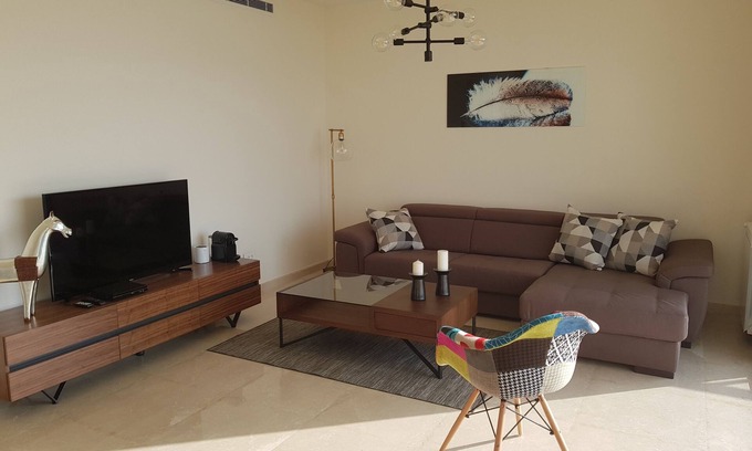 Duhur ash Shuwayr Apartment | Charming Apartment With Stunning View In Beit Misk