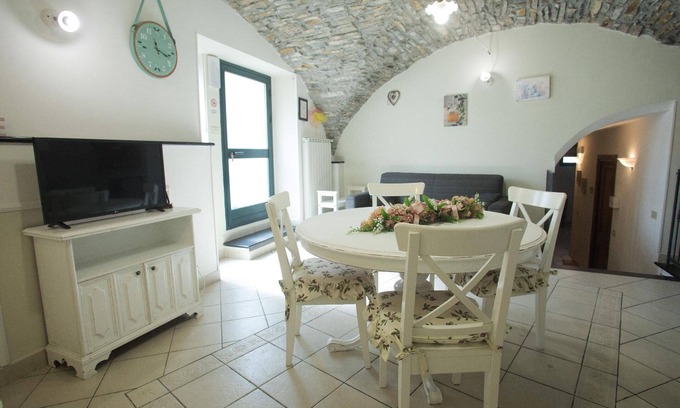 Diano San Pietro Other | Charming apartment