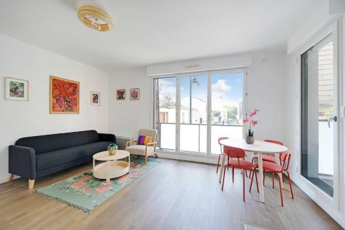 Malakoff Apartment | Charming apartment - 2BR-4P- Balcony- Malakoff