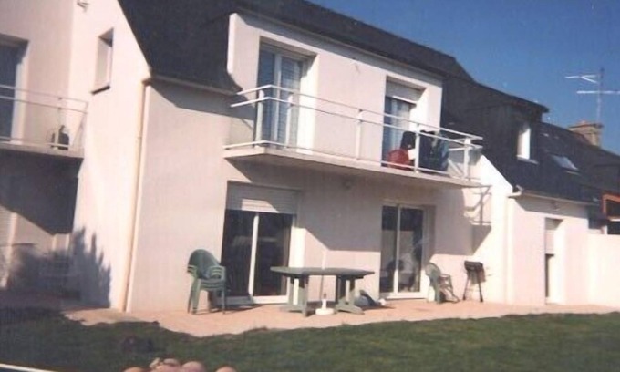 Damgan Apartment | Charming apartment in a quiet house with sea views in Damgan