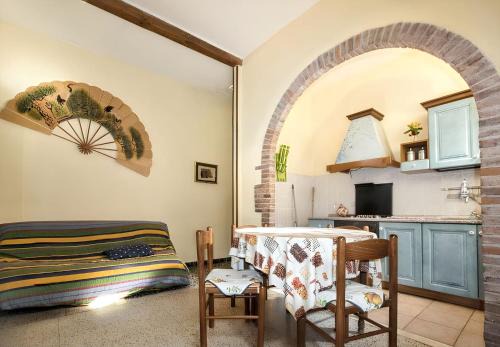Massa Marittima Apartment | Charming Apartment in Massa Marittima, Shared Pool