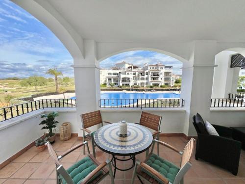 Jeronimo y Avileses y Balsicas de Arriba Apartment | Charming apartment with a pool and golf view
