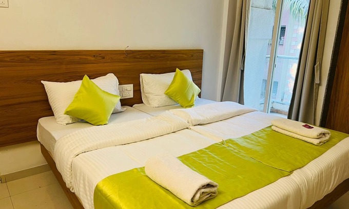 Kharadi House | Charming Appartment with 2 bedrooms and WiFi, AC in enjoyable Pune