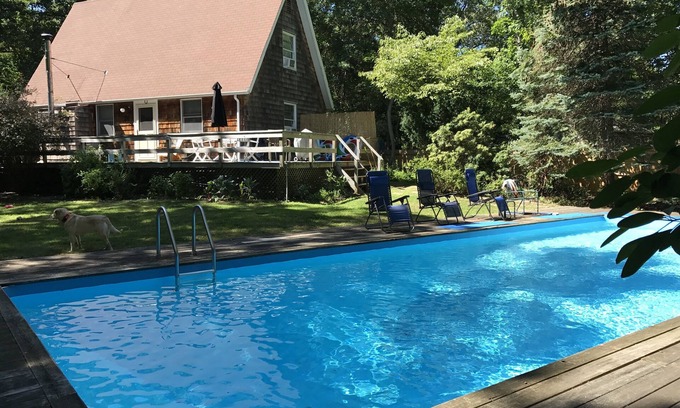 Clearwater Beach House | Charming Artist's Retreat with Pool & Close Private Beach Access