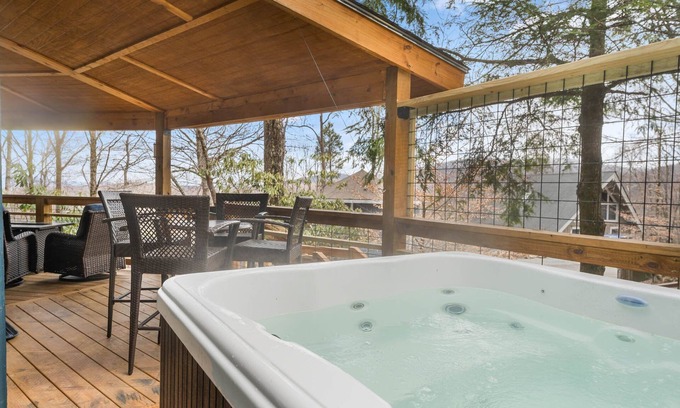 Beech Mountain Cabin | Charming Beech Mtn Home w/Hot Tub, Fire Table, Pet-Friendly & Private Deck