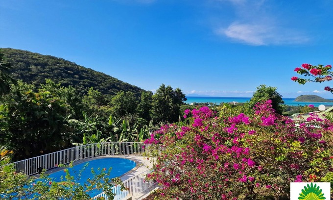 Bas Vent House | Charming bungalow for 4/6 people with swimming pool