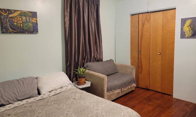 Bywater House | Charming Bywater home - ideal location