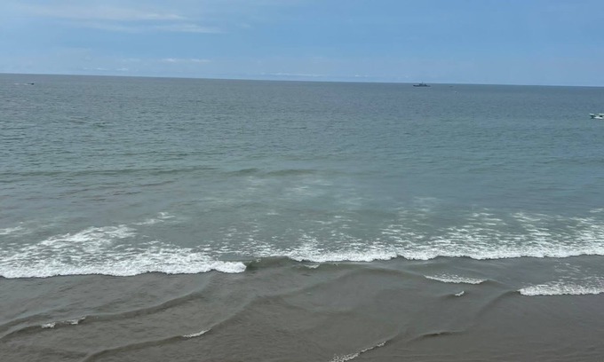 Parroquia Tarqui House | Charming Central Manta Oceanfront Apt