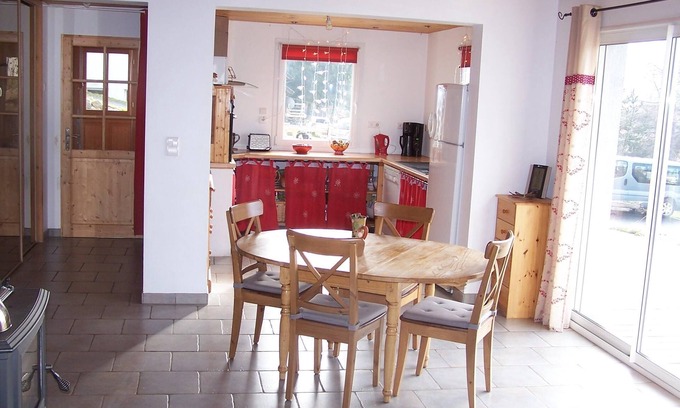 Les Estables House | Charming chalet style house