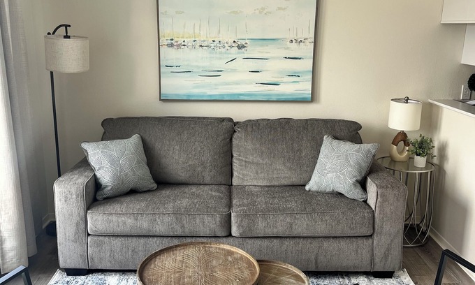 Imperial Beach Condo | Charming, clean and spacious unit with private balcony 1.5 blks from the beach!