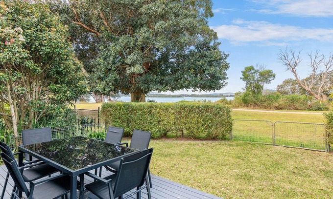 Woy Woy House | Charming Cottage by the Water Pet Friendly WoyWoy