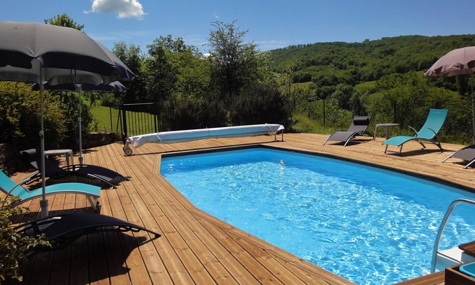 Borreze House | Charming cottage in black Périgord: "La Grange"
