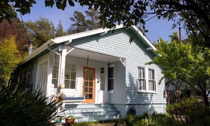 Bolinas House | Charming Cottage in Downtown Bolinas