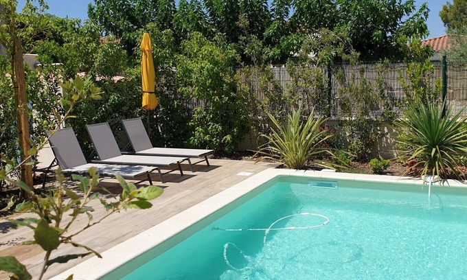 St.-Remy-de-Provence House | Charming cottage in Saint Remy de Provence, 4-5 people with pool and garden